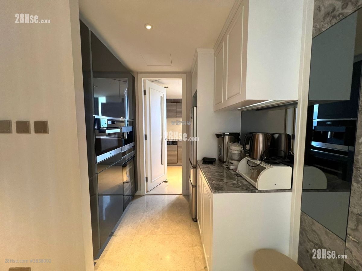 Double Cove Rental 1,390 ft²