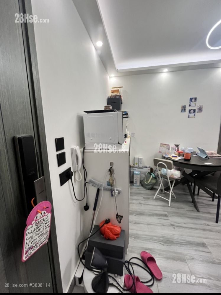 Hoi Lok Court Sell 631 ft²