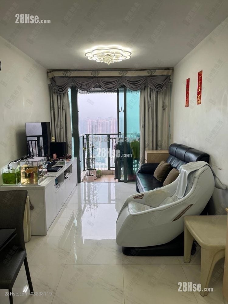 Residence Oasis Sell 3 Bedrooms 667 ft²