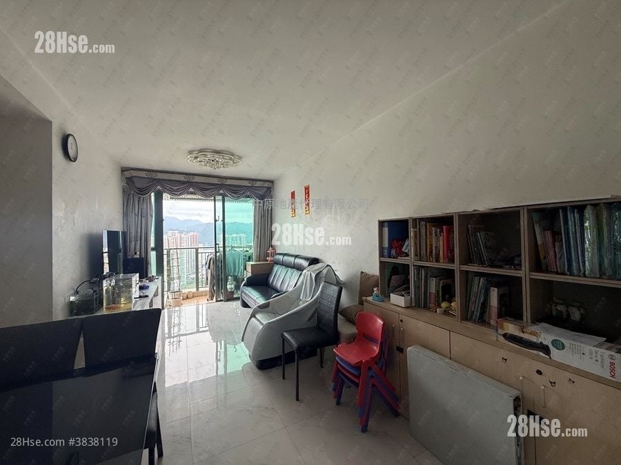 Residence Oasis Sell 3 Bedrooms 667 ft²