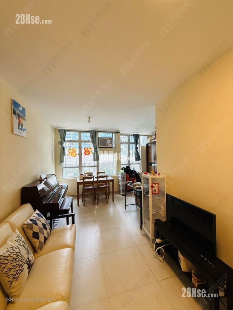 Yung Ming Court Sell 1 Bathroom 372 ft²
