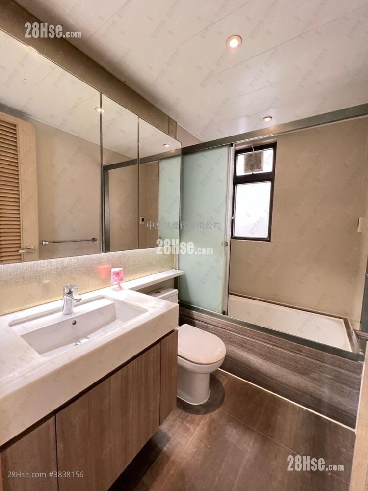 The Visionary Rental 3 Bedrooms , 3 Bathrooms 974 ft²