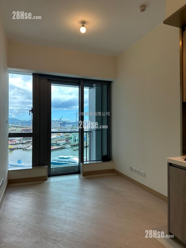 Grand Victoria Sell 1 Bedroom , 1 Bathroom 319 ft²