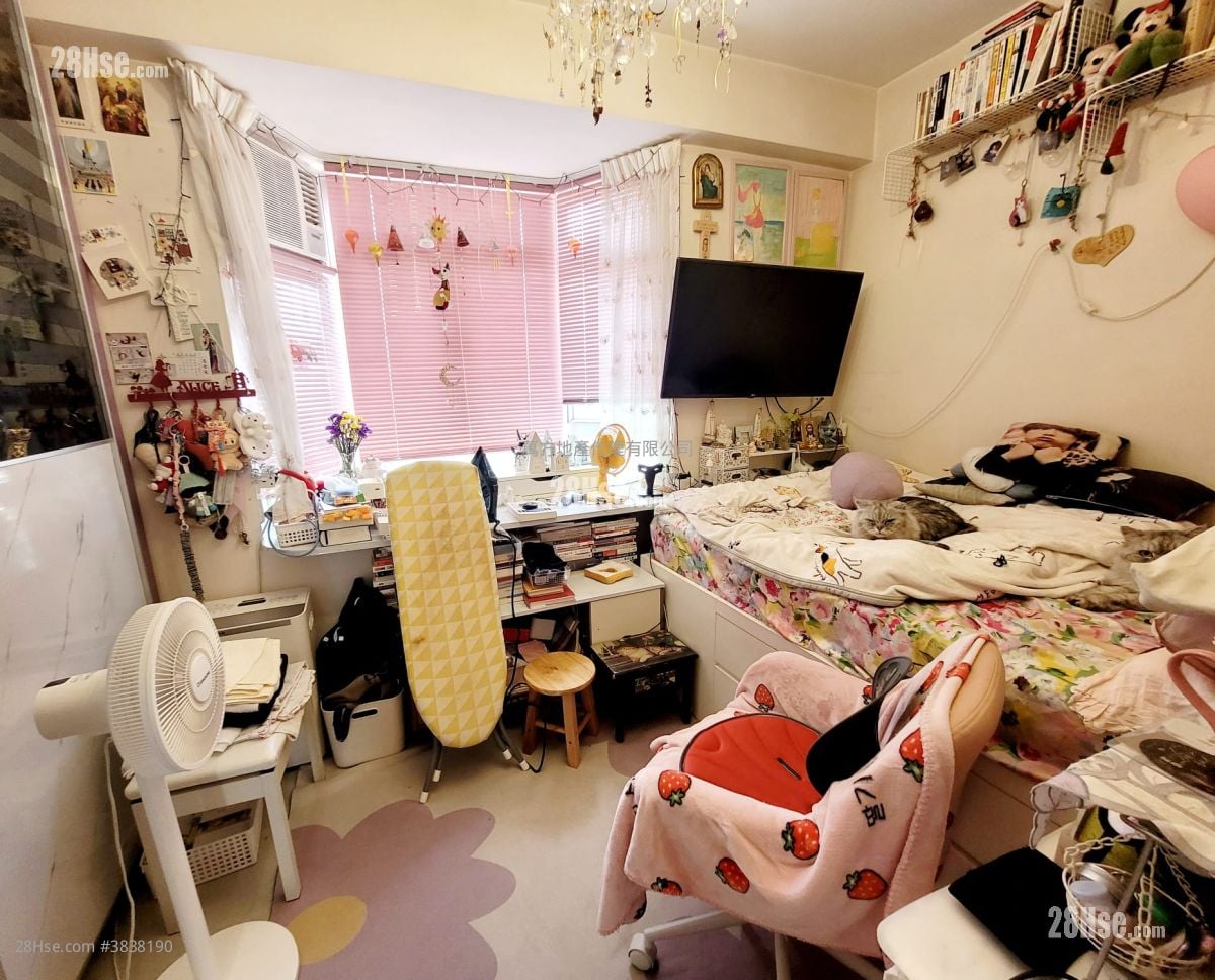 沙田第一城 售盘 3 房 , 1 浴室 484 平方尺
