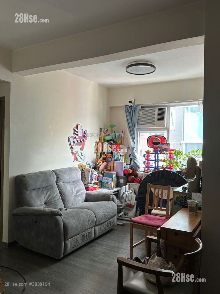 Lee Cheong Building Rental 2 Bedrooms , 1 Bathroom 476 ft²