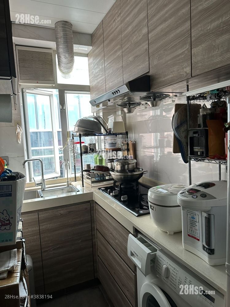 Lee Cheong Building Rental 2 Bedrooms , 1 Bathroom 476 ft²