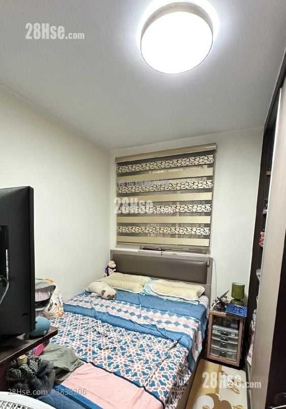 Tai Po Village House Sell 3 Bedrooms , 2 Bathrooms 630 ft²
