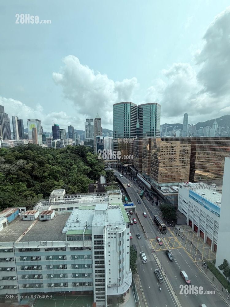 港景峰 售盤 3 房 , 2 浴室 778 平方呎