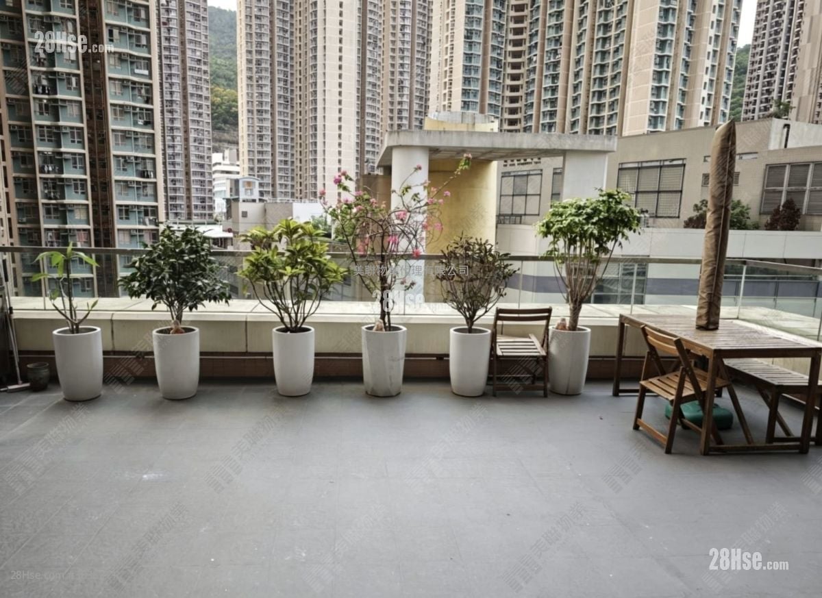 Metro Town Sell 2 Bedrooms , 1 Bathroom 475 ft²