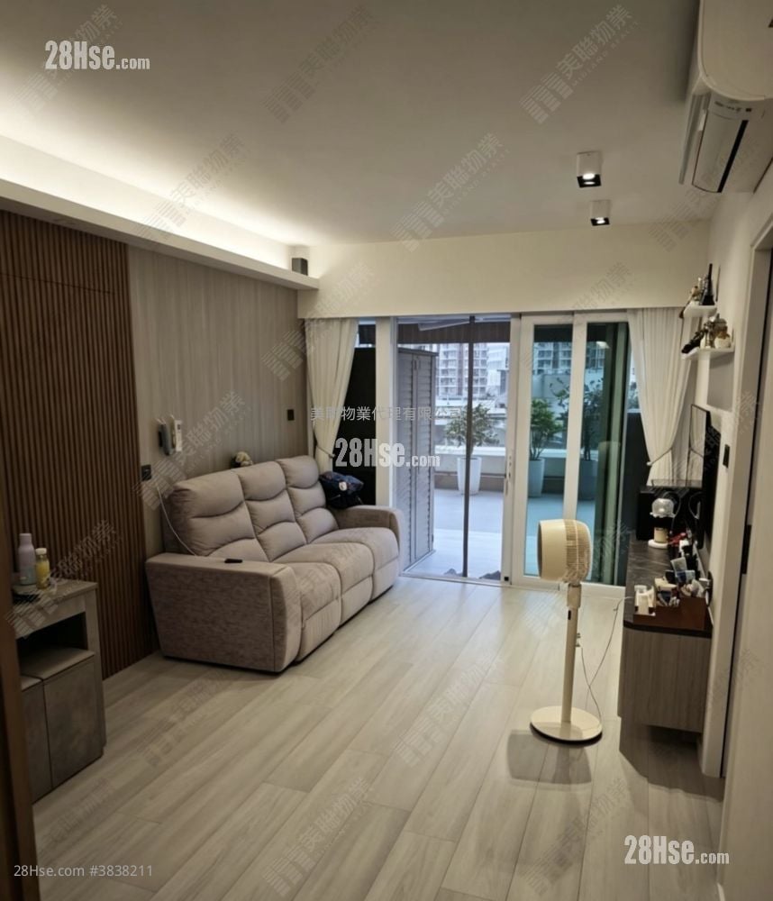 Metro Town Sell 2 Bedrooms , 1 Bathroom 475 ft²
