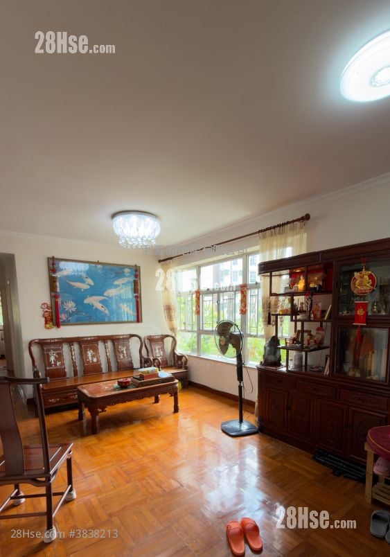 Cheerful Park Sell 3 Bedrooms 791 ft²