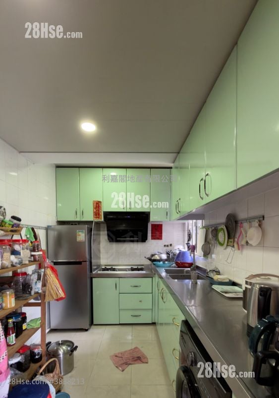 Cheerful Park Sell 3 Bedrooms 791 ft²