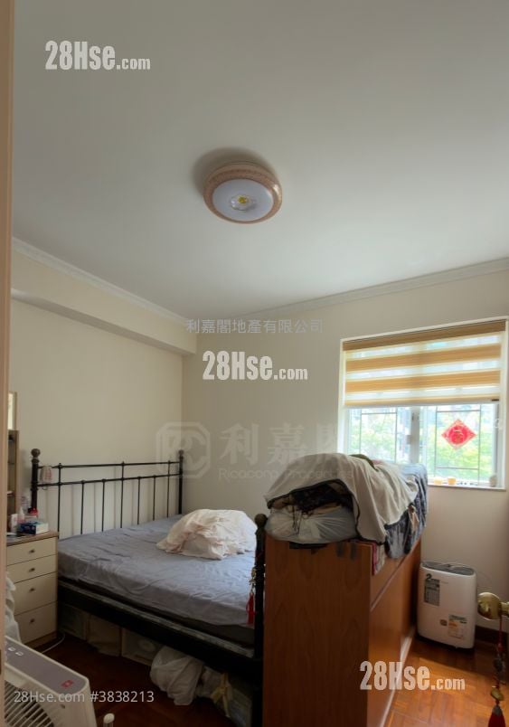 Cheerful Park Sell 3 Bedrooms 791 ft²