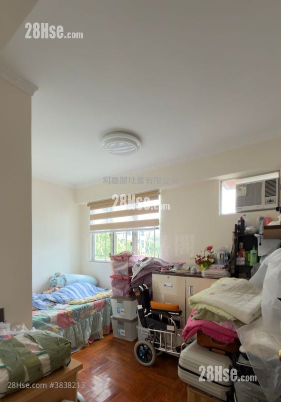 Cheerful Park Sell 3 Bedrooms 791 ft²