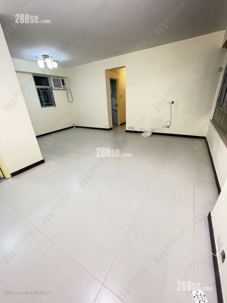 Cheerful Park Sell 3 Bedrooms 791 ft²