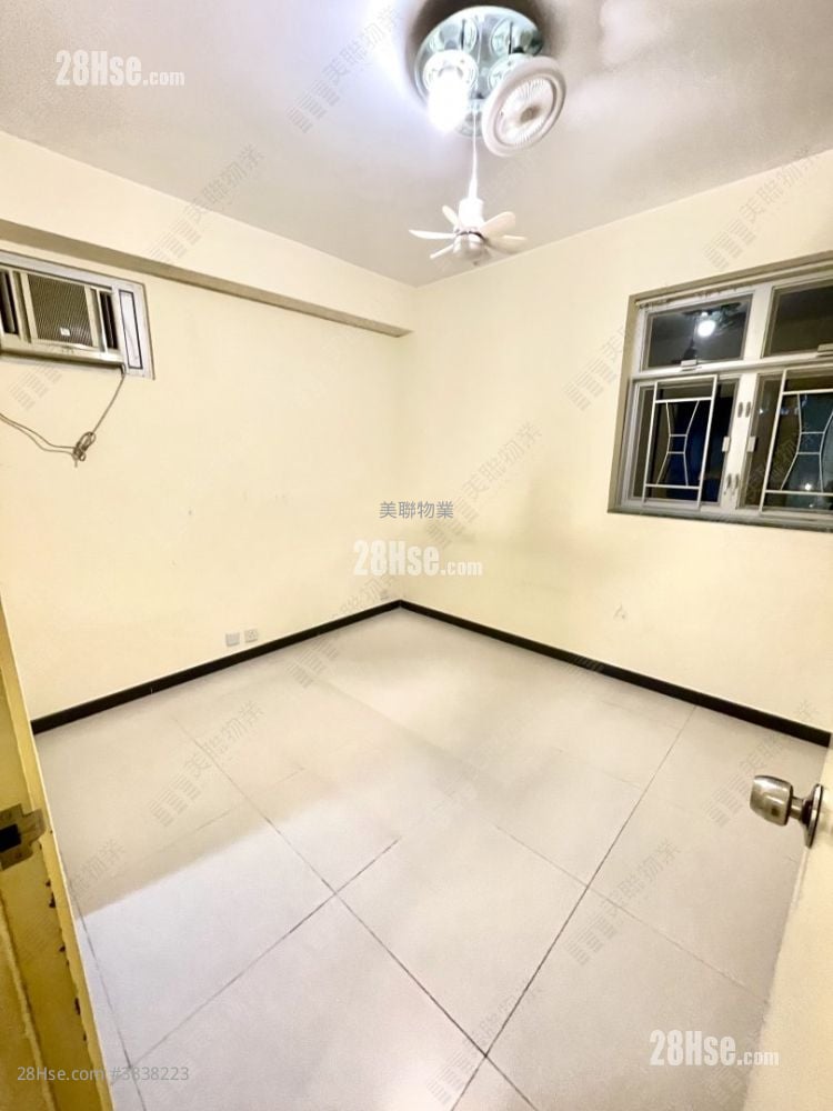 Cheerful Park Sell 3 Bedrooms 791 ft²