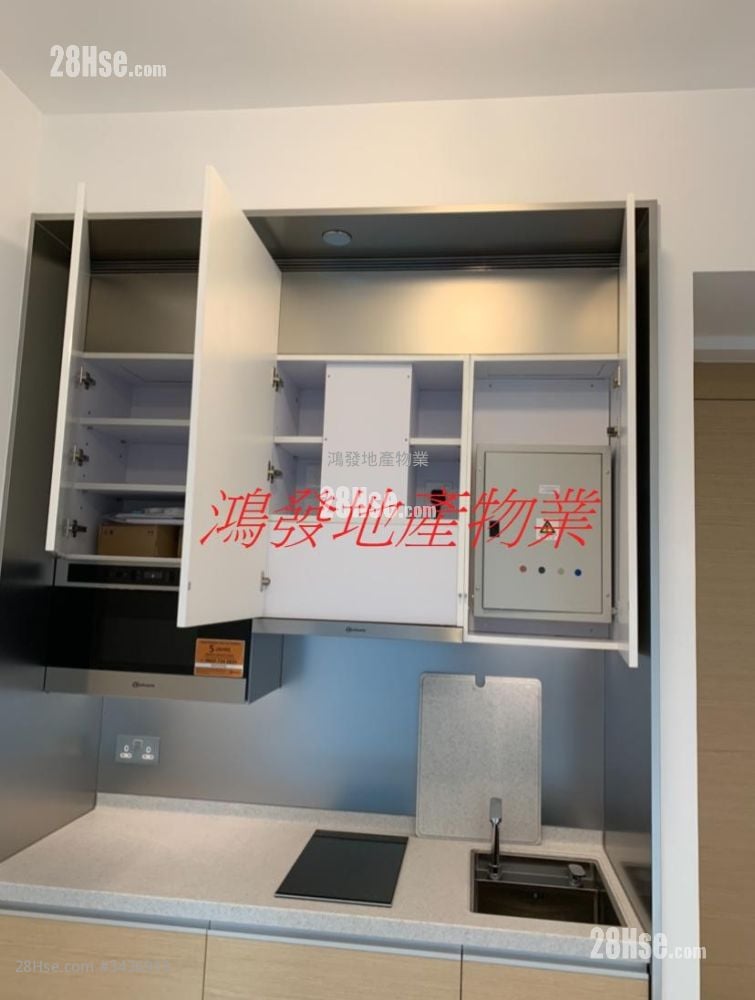 Novi Sell Studio , 1 Bathroom 182 ft²