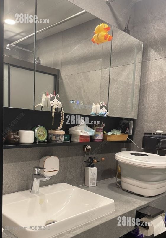 Metro Town Sell 2 Bedrooms , 1 Bathroom 475 ft²