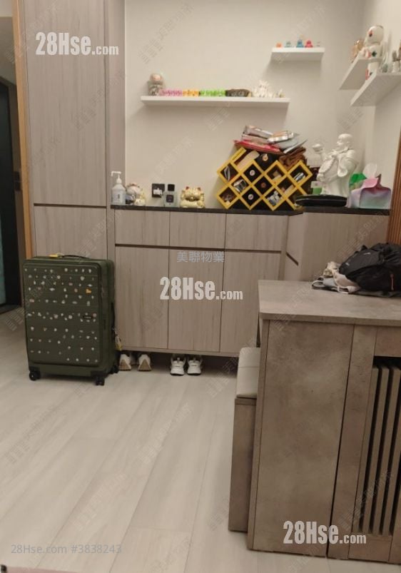 Metro Town Sell 2 Bedrooms , 1 Bathroom 475 ft²