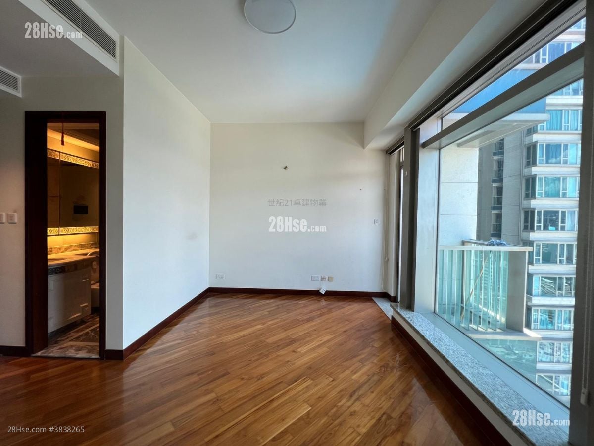 The Coronation Sell Studio , 1 Bathroom 323 ft²