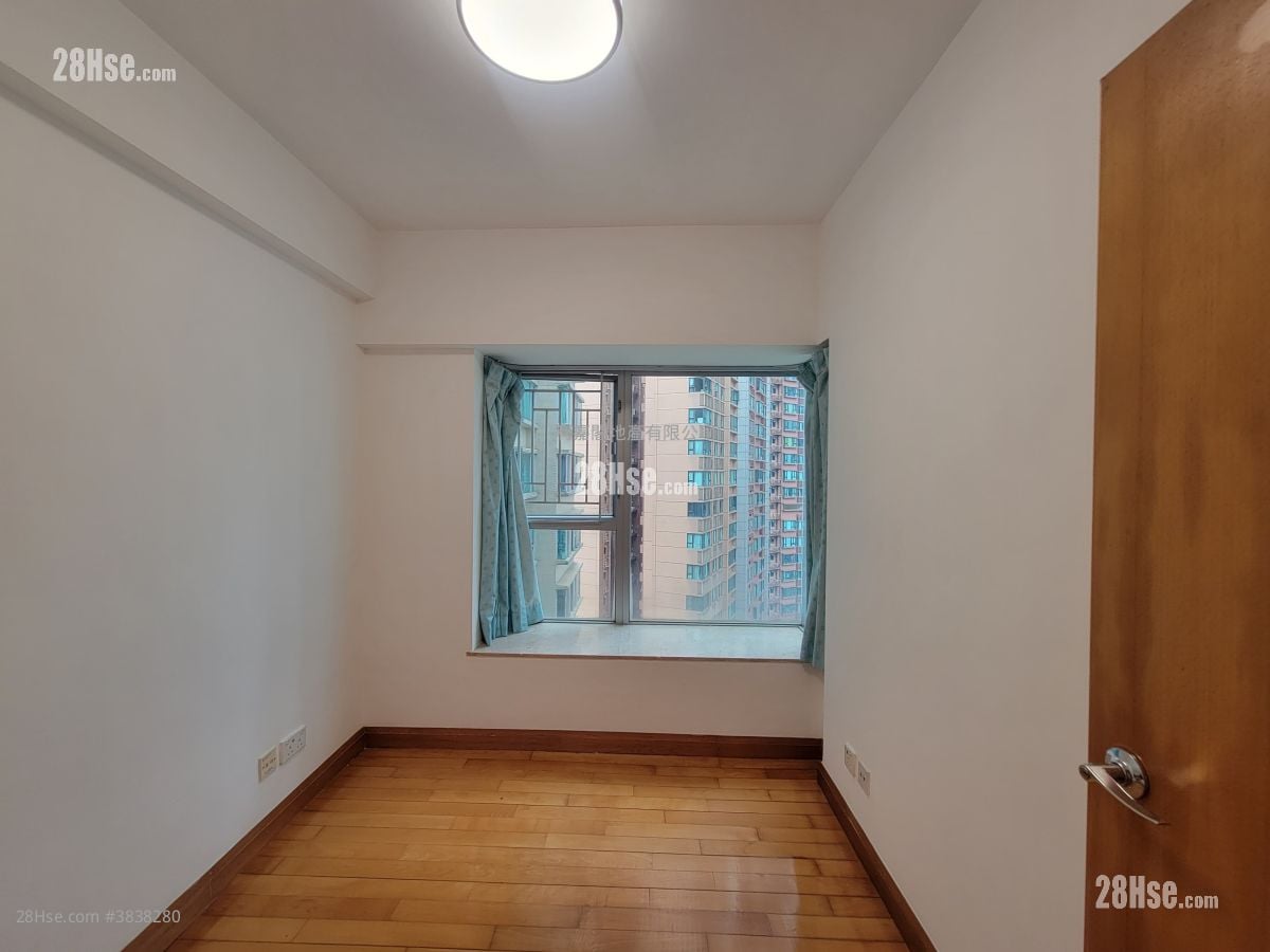 The Waterfront Rental 3 Bedrooms , 2 Bathrooms 794 ft²