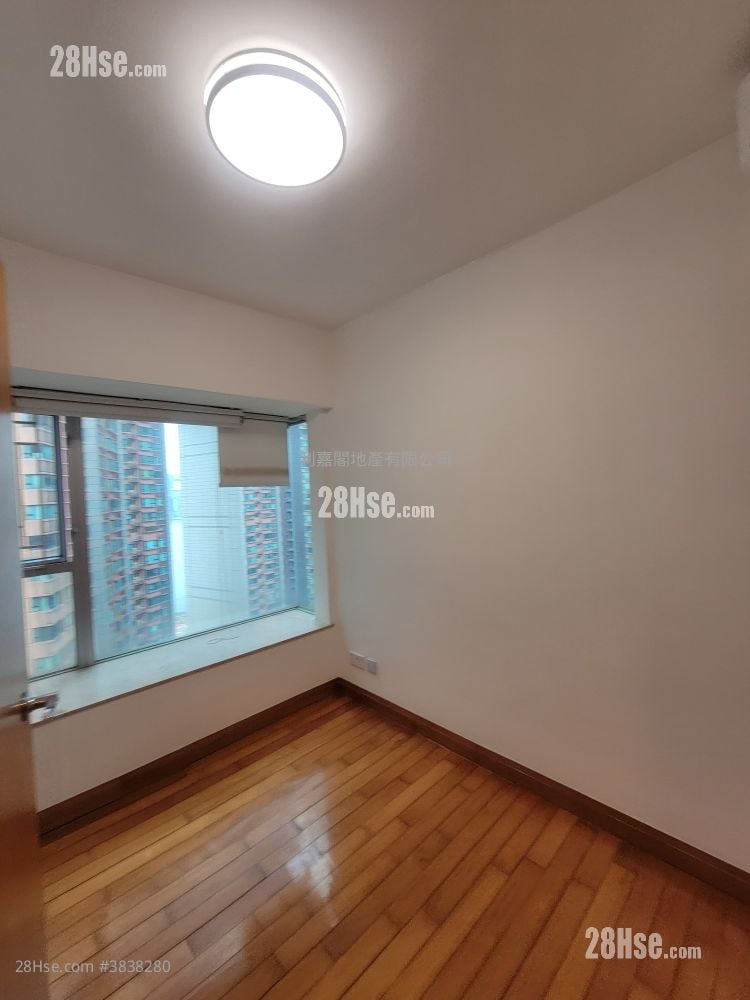 The Waterfront Rental 3 Bedrooms , 2 Bathrooms 794 ft²