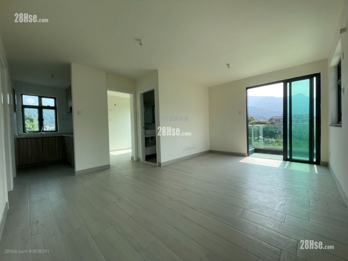 Village Sell 2 Bedrooms , 1 Bathroom 630 ft²