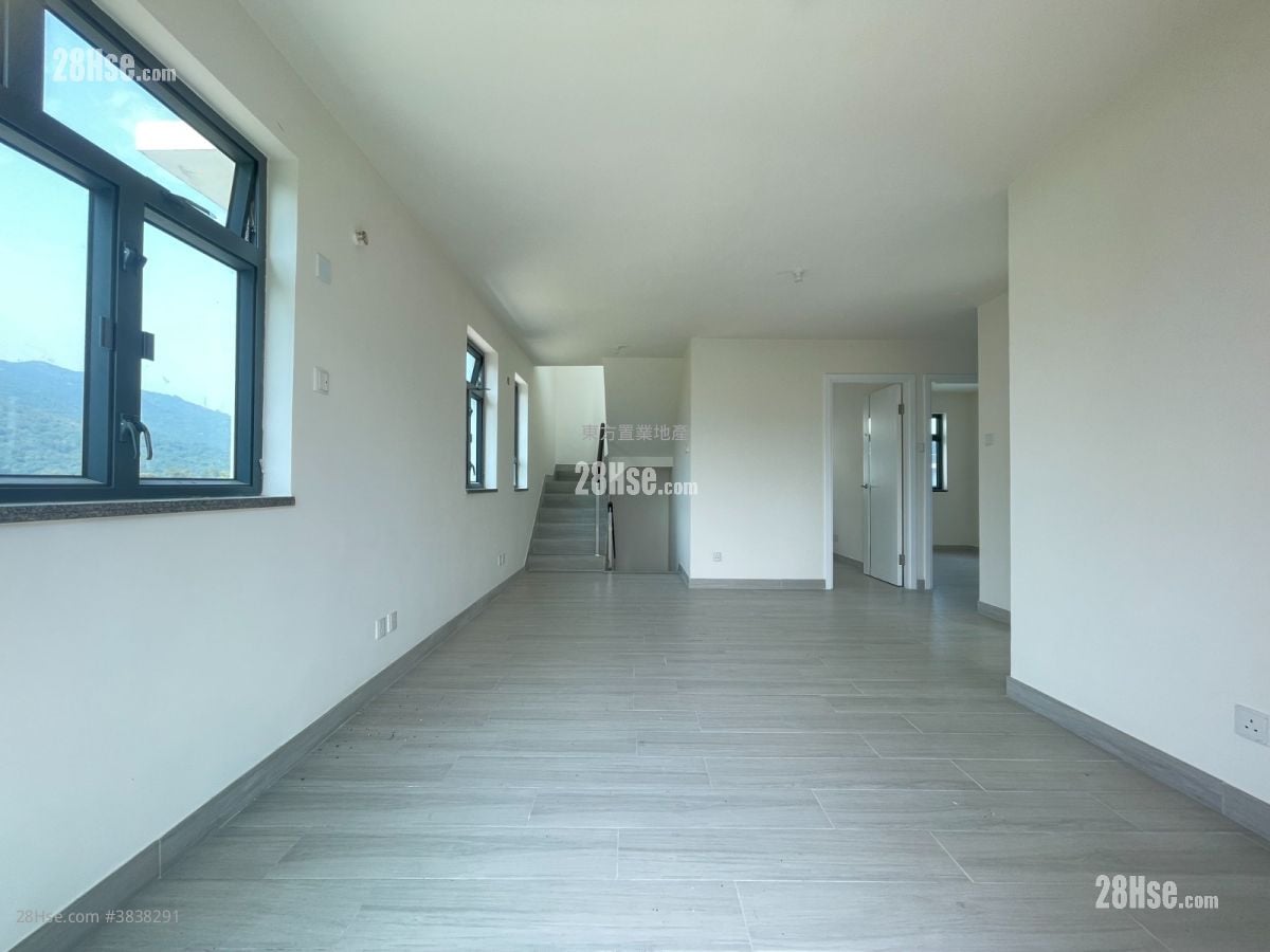 Village Sell 2 Bedrooms , 1 Bathroom 630 ft²