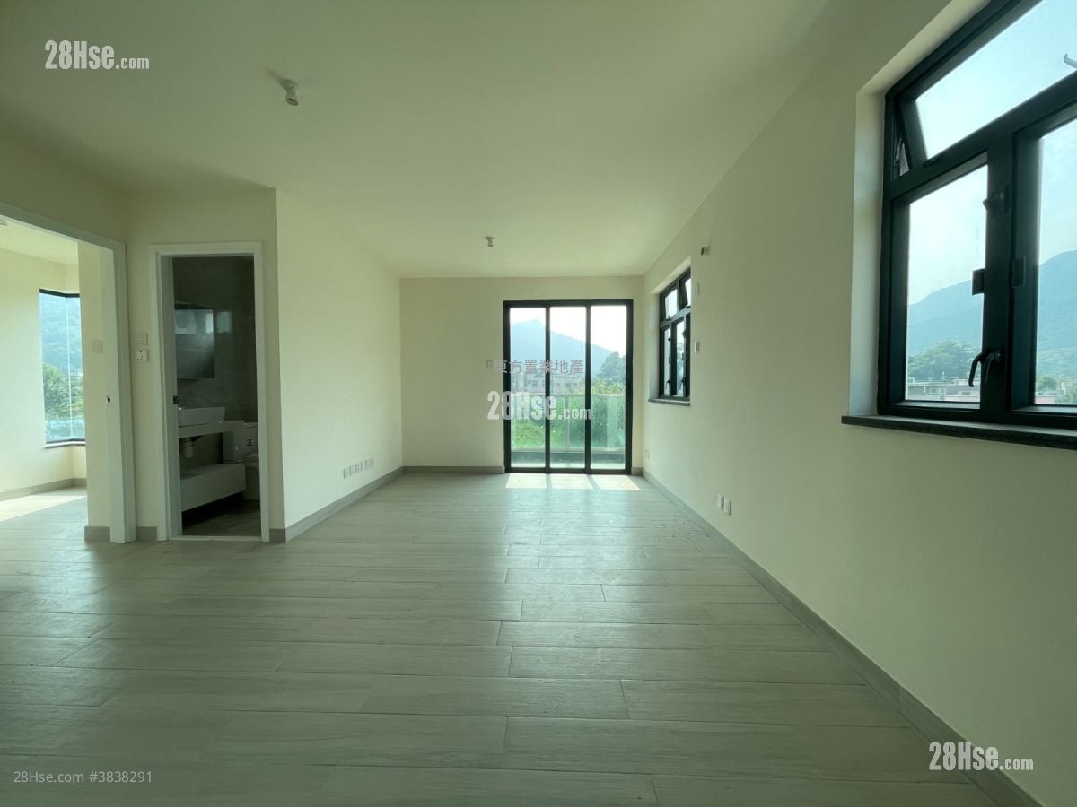 Village Sell 2 Bedrooms , 1 Bathroom 630 ft²