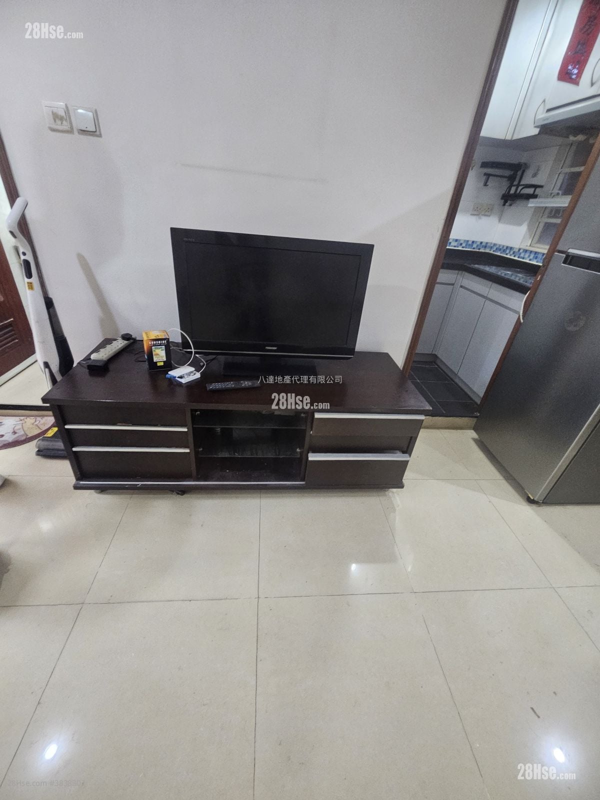 Lai Shing Building Rental 3 Bedrooms , 1 Bathroom 479 ft²