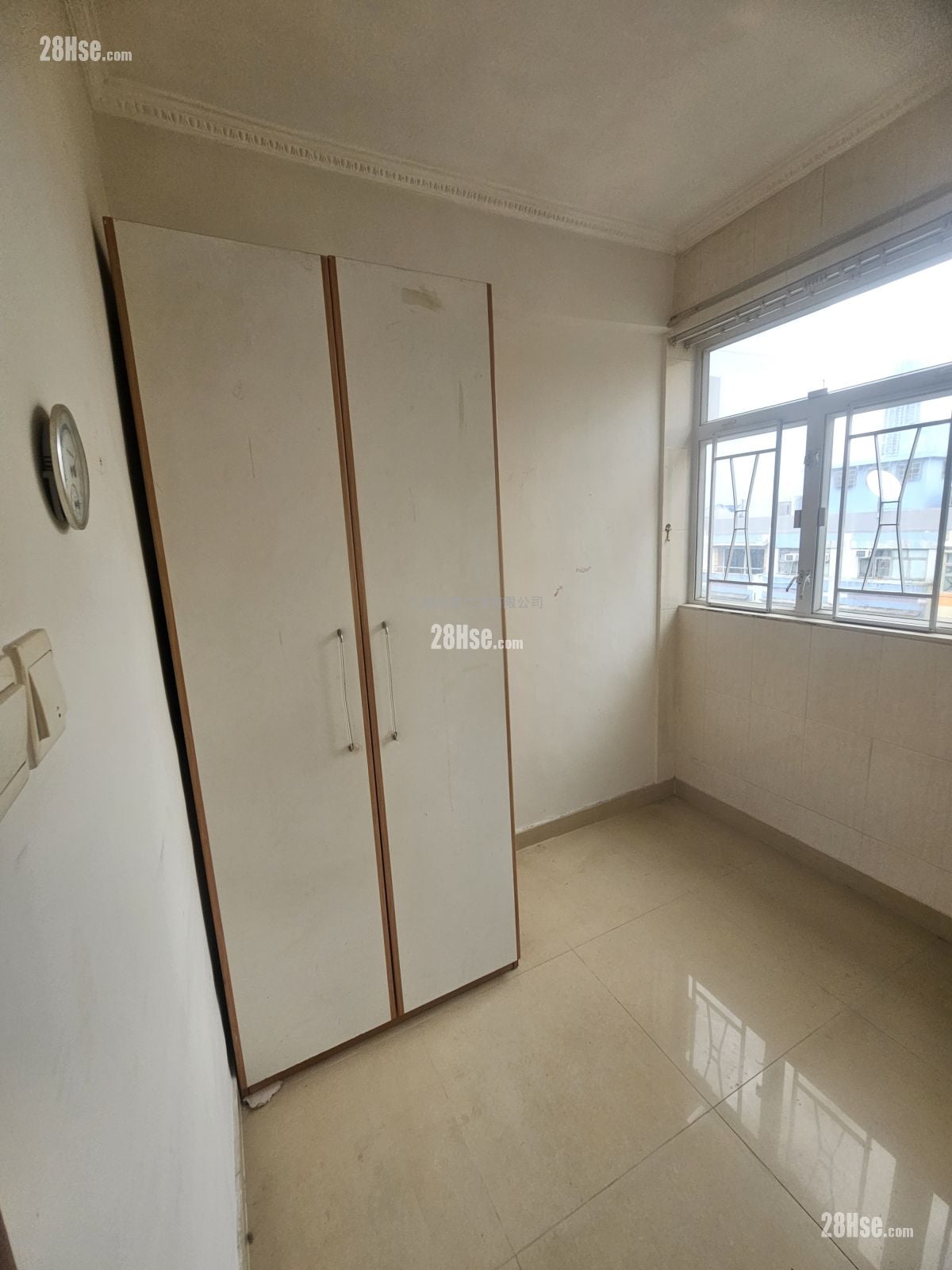 Lai Shing Building Rental 3 Bedrooms , 1 Bathroom 479 ft²