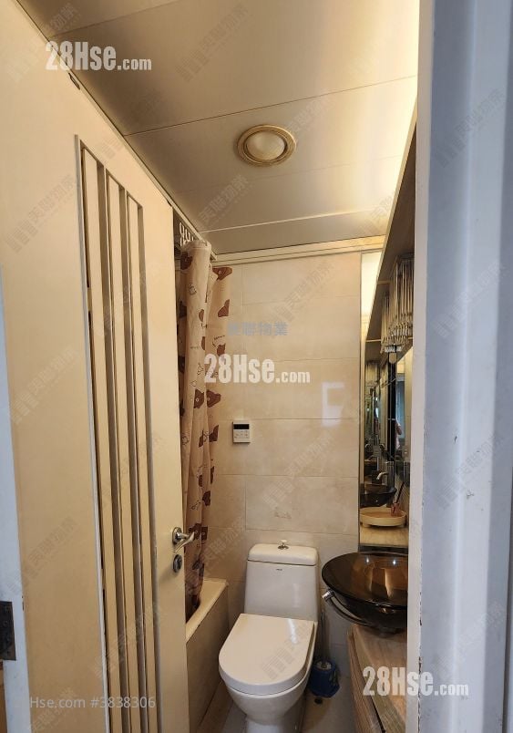 The Apex Sell 2 Bedrooms , 1 Bathroom 468 ft²
