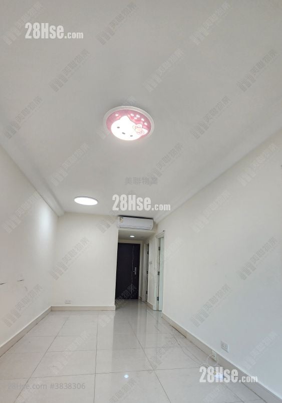 The Apex Sell 2 Bedrooms , 1 Bathroom 468 ft²