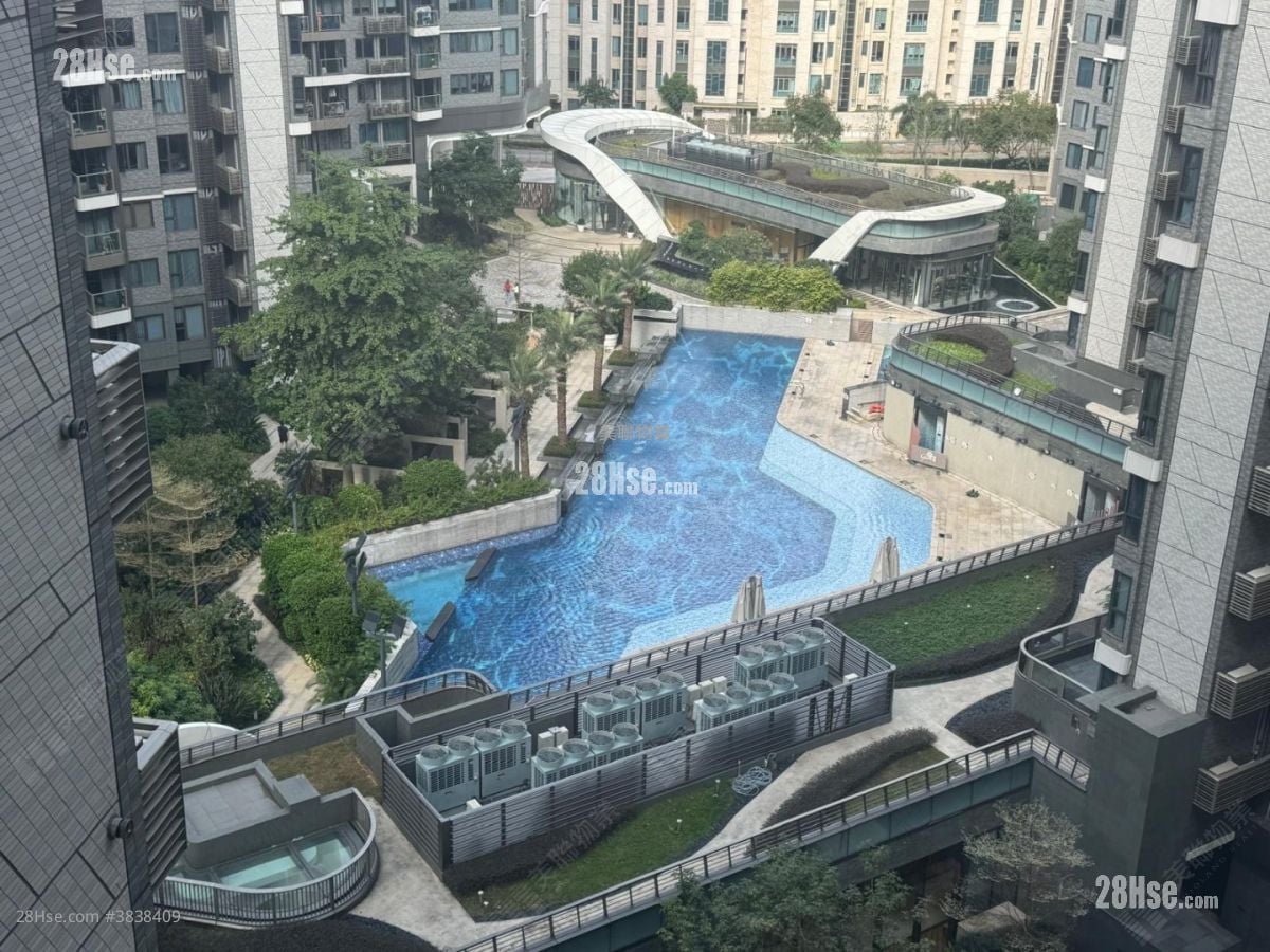 Solaria Sell 3 Bedrooms 832 ft²