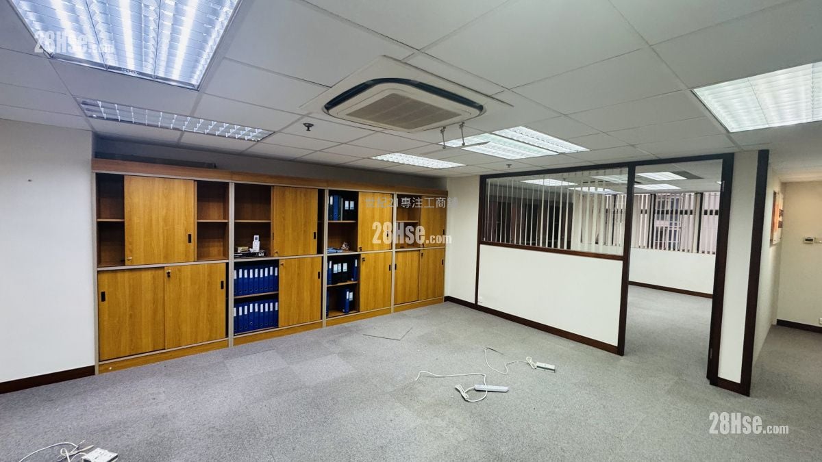 Simsons Commercial Building Rental 1 Bedroom , 1 Toilet 768 ft²