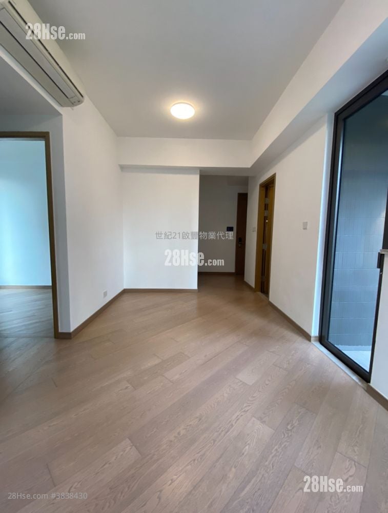 Vibe Centro Rental 2 Bedrooms , 1 Bathroom 539 ft²