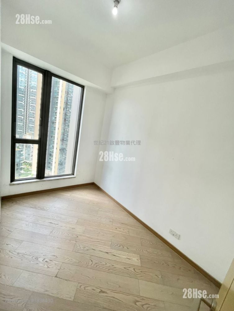 Vibe Centro Rental 2 Bedrooms , 1 Bathroom 539 ft²