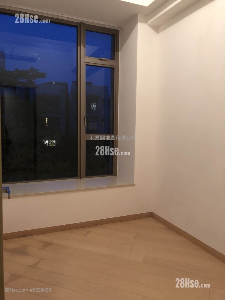 The Woodsville Sell 3 Bedrooms , 3 Bathrooms 774 ft²
