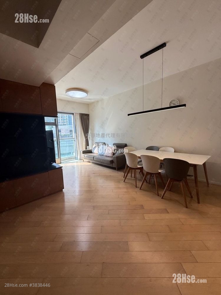 The Wings Sell 3 Bedrooms , 3 Bathrooms 933 ft²