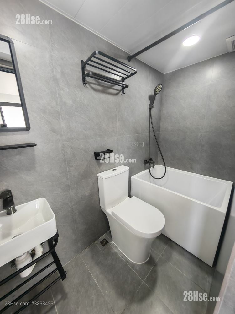 Wing Tak Building Rental 1 Bedroom , 1 Bathroom 200 ft²