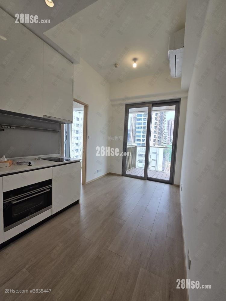 Nexus Grand Sell 1 Bedroom 293 ft²