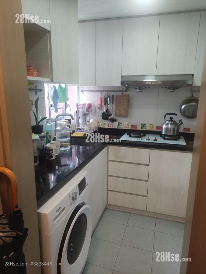 King Tin Court Sell 447 ft²