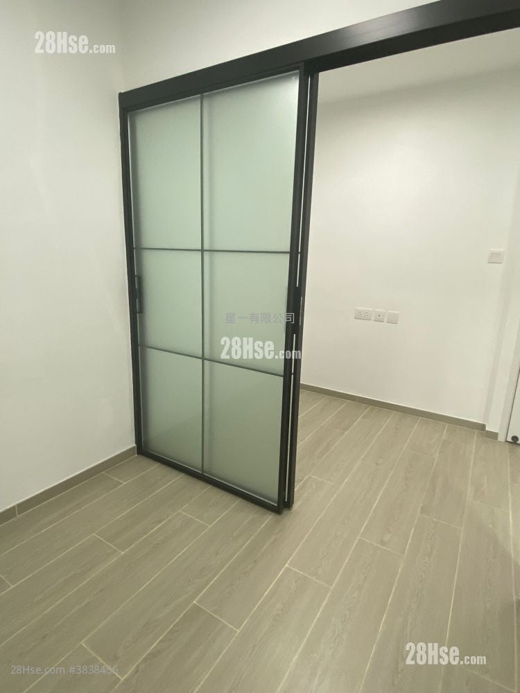 Chung Yuen Mansion Rental Studio , 1 Bathroom 160 ft²