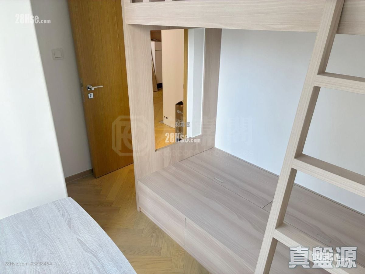 After The Rain Rental 2 Bedrooms , 1 Bathroom 475 ft²