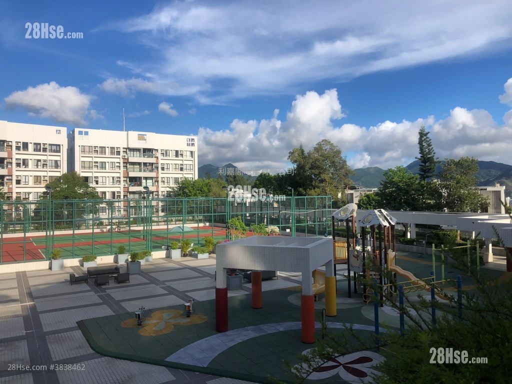 華翠園 售盤 3 房 , 3 浴室 1,692 平方呎