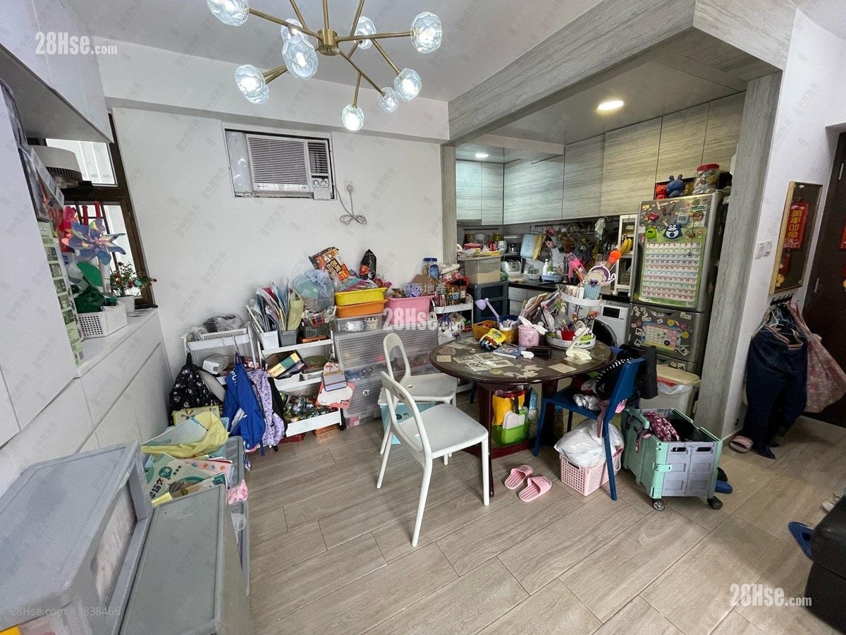 Eldo Court Sell 3 Bedrooms 566 ft²