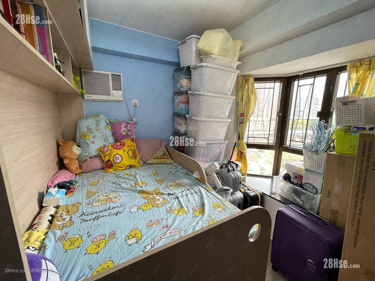 Eldo Court Sell 3 Bedrooms 566 ft²