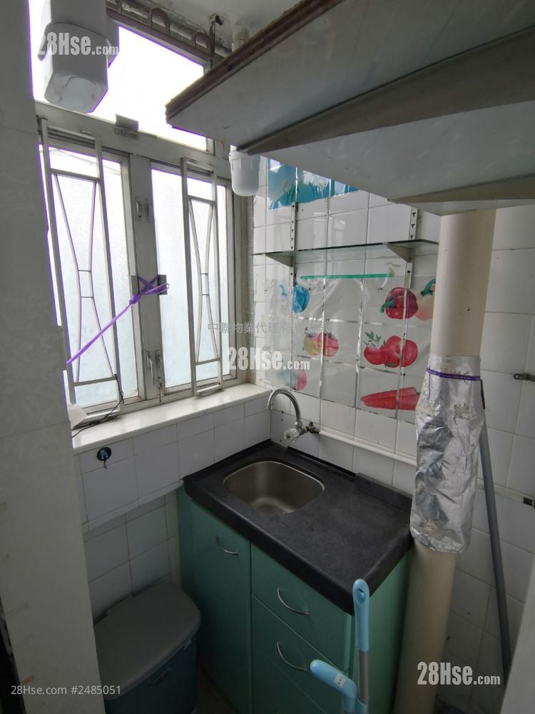 Hang On House Sell 349 ft²