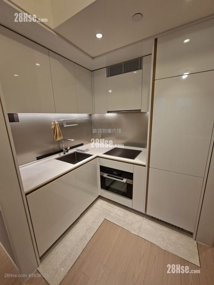 Monaco One Sell 3 Bedrooms , 1 Bathroom 522 ft²