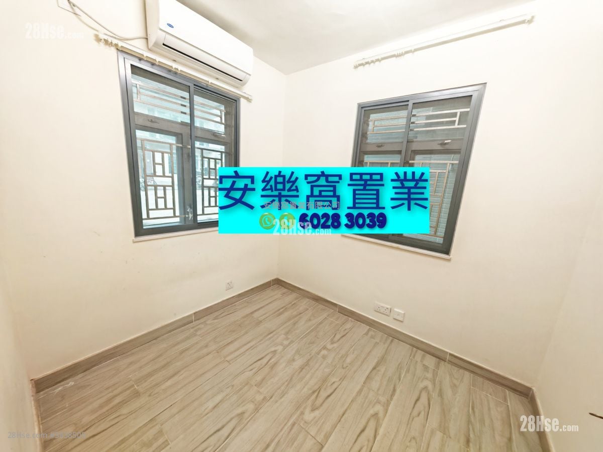 Village Sell 3 Bedrooms , 2 Bathrooms 650 ft²